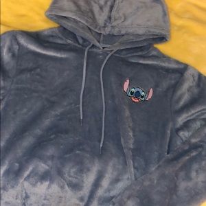 Stitch fuzzy sweater